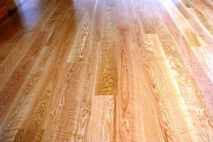 Red Oak Flooring - Select Grade - Curly