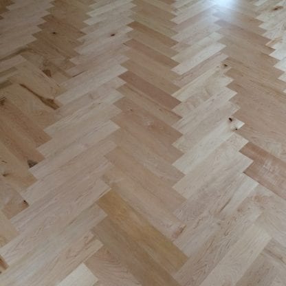 herringbone patter floor made from hard maple sap/heart blend